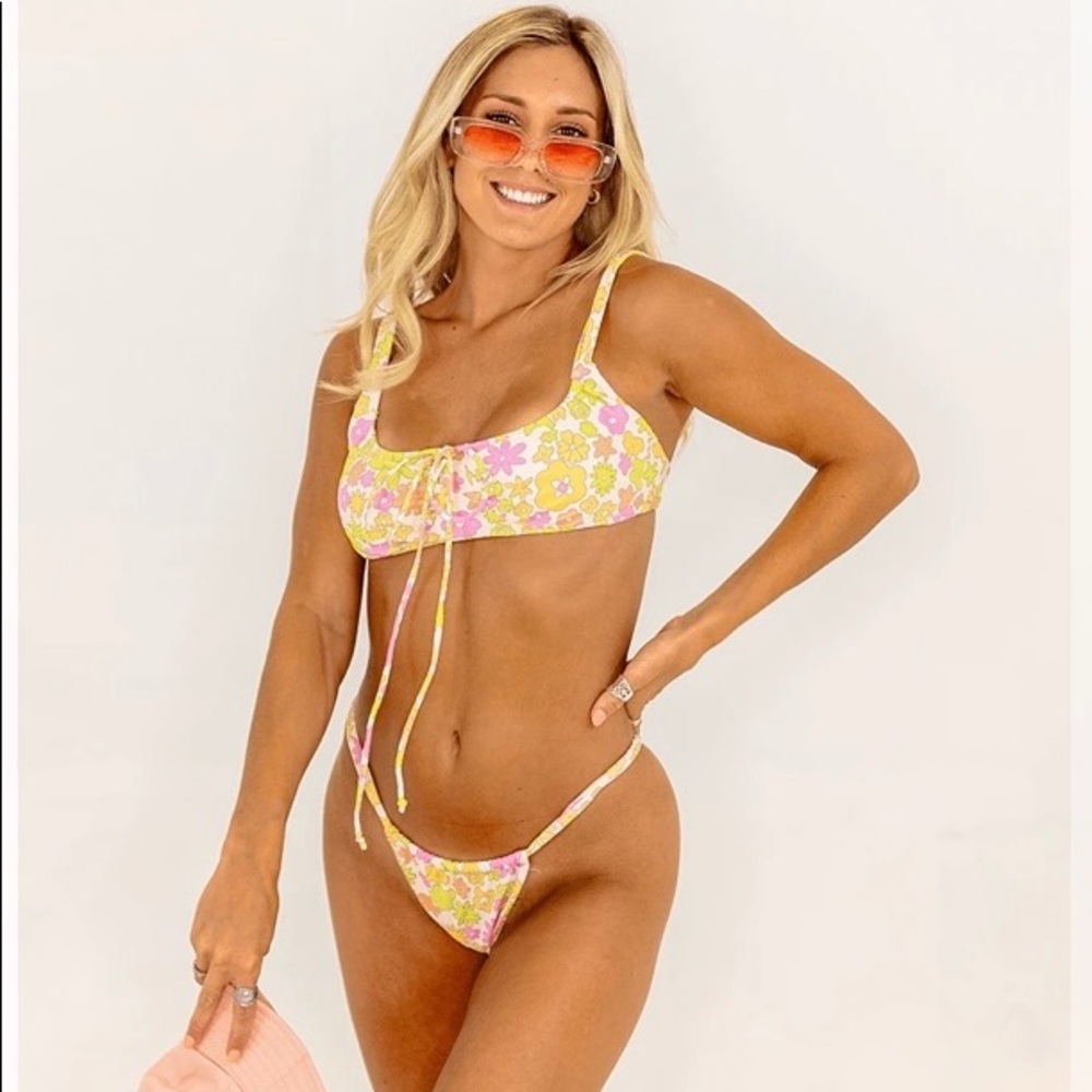 Aurelle NEW Sid Swimsuit Set in S (Pink version)